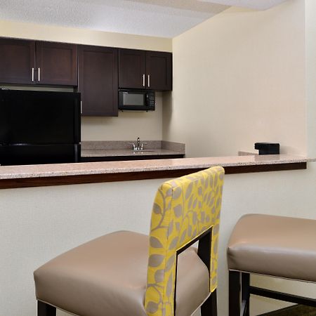 Holiday Inn Express Hotel & Suites Indianapolis W - Airport Area By Ihg Bagian luar foto