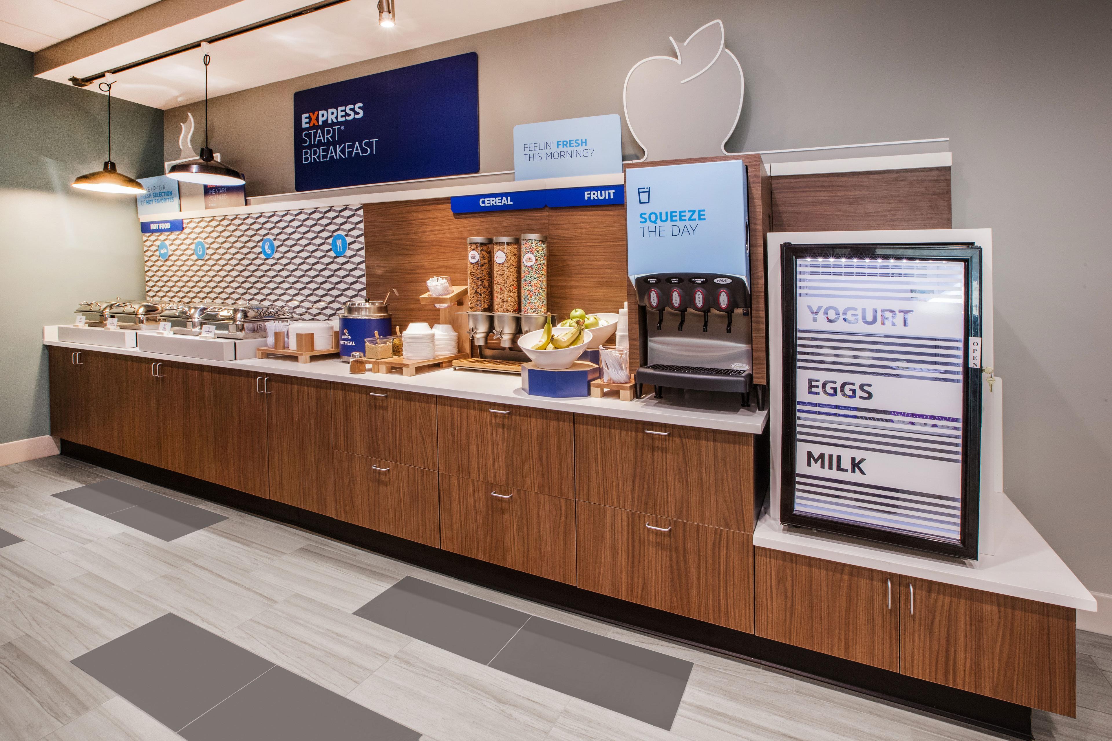Holiday Inn Express Hotel & Suites Indianapolis W - Airport Area By Ihg Bagian luar foto