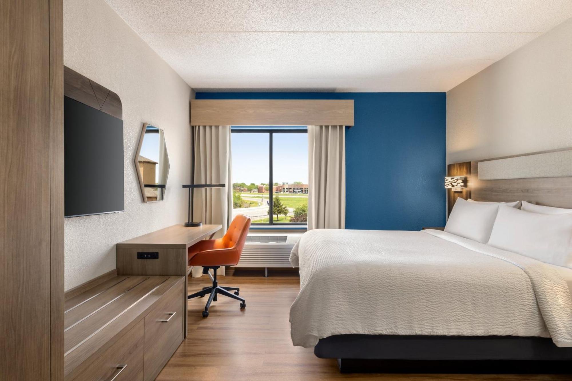 Holiday Inn Express Hotel & Suites Indianapolis W - Airport Area By Ihg Bagian luar foto