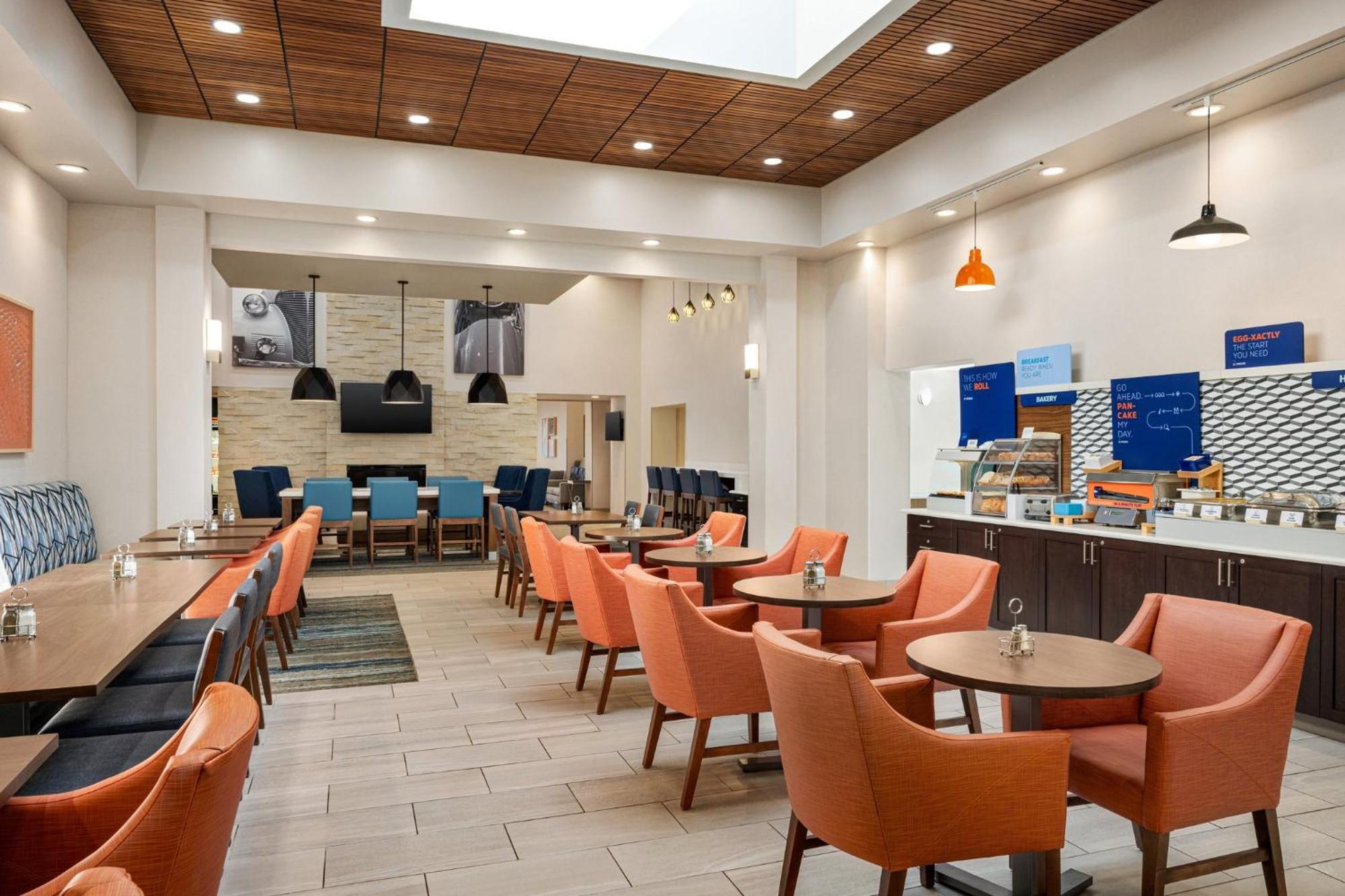 Holiday Inn Express Hotel & Suites Indianapolis W - Airport Area By Ihg Bagian luar foto