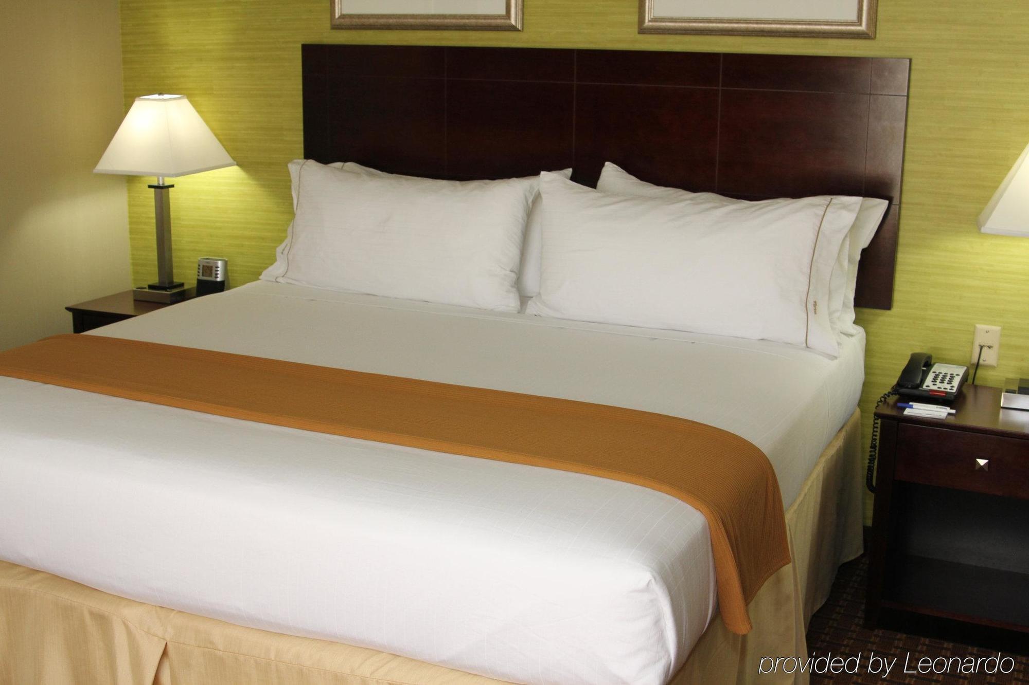 Holiday Inn Express Hotel & Suites Indianapolis W - Airport Area By Ihg Bagian luar foto