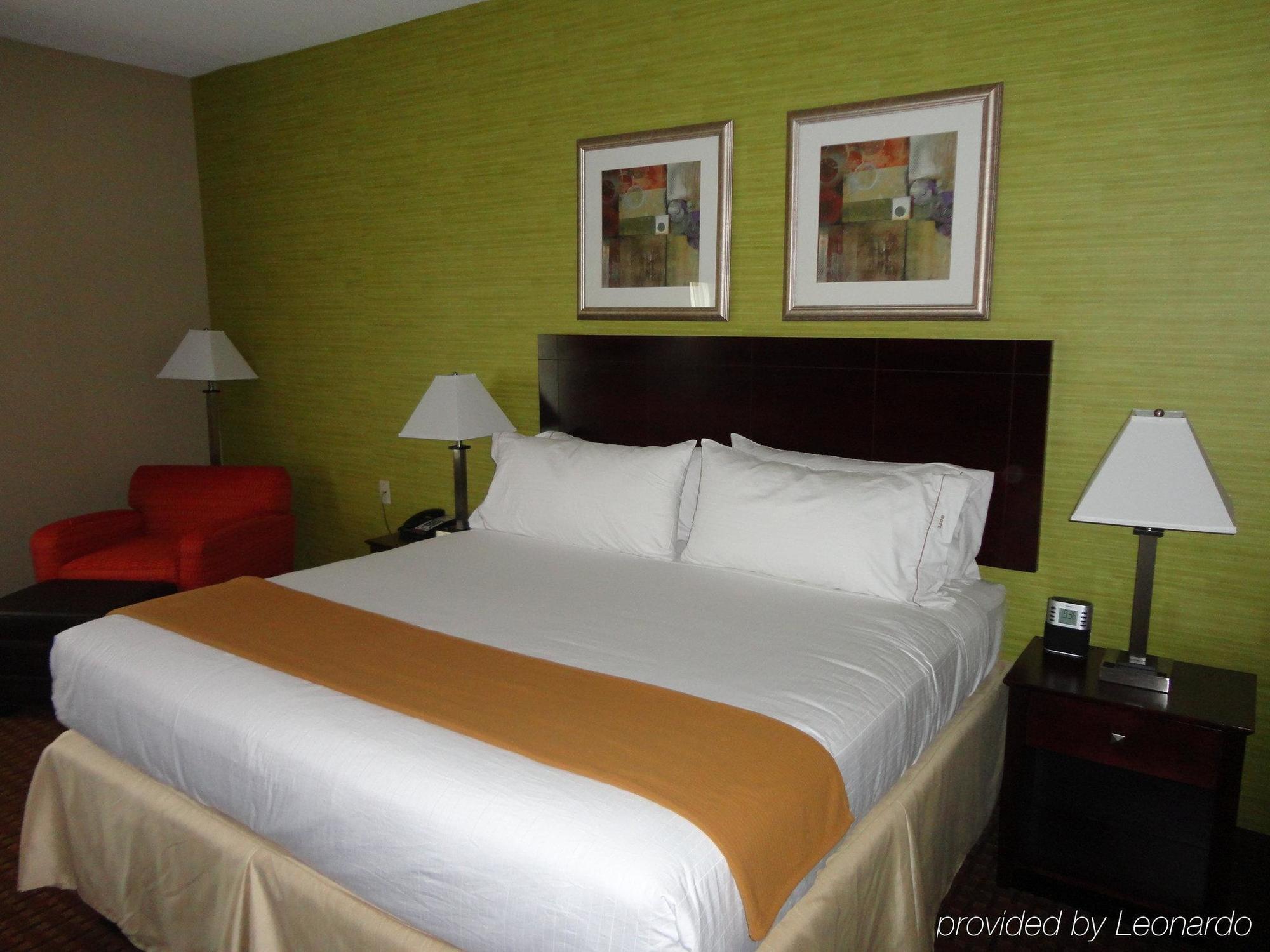 Holiday Inn Express Hotel & Suites Indianapolis W - Airport Area By Ihg Bagian luar foto