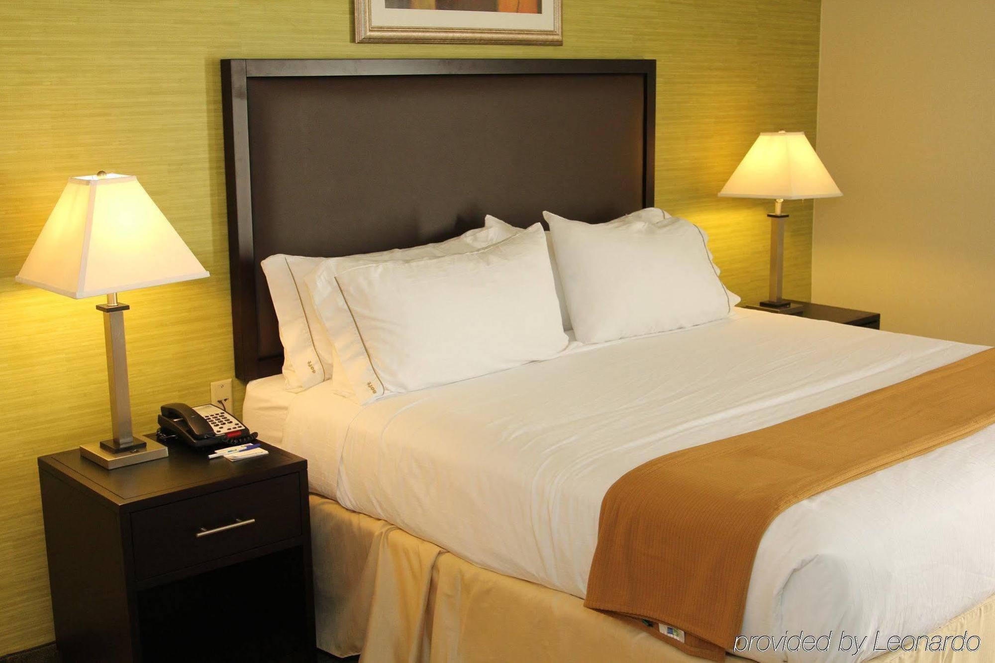 Holiday Inn Express Hotel & Suites Indianapolis W - Airport Area By Ihg Bagian luar foto