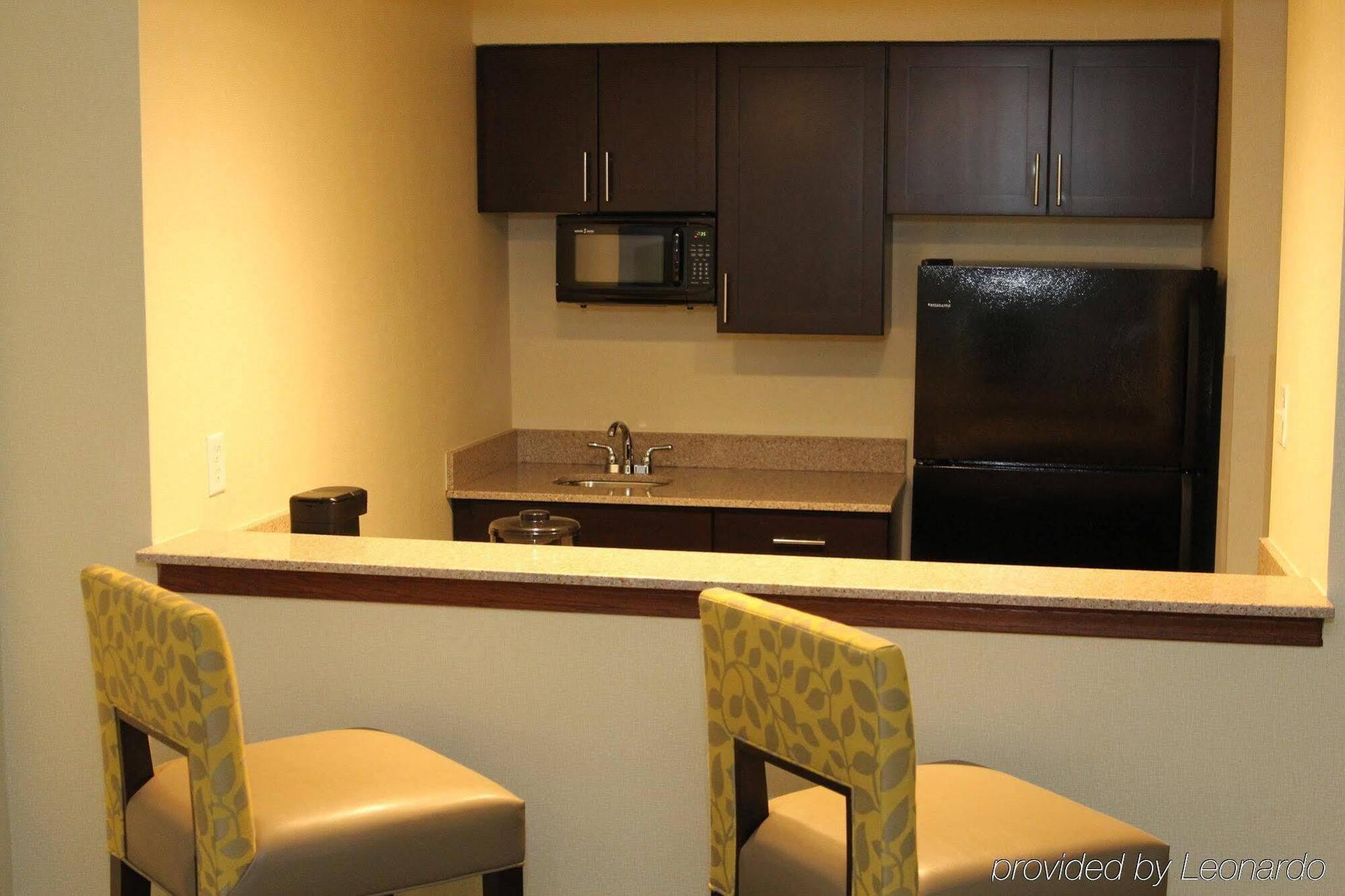 Holiday Inn Express Hotel & Suites Indianapolis W - Airport Area By Ihg Bagian luar foto