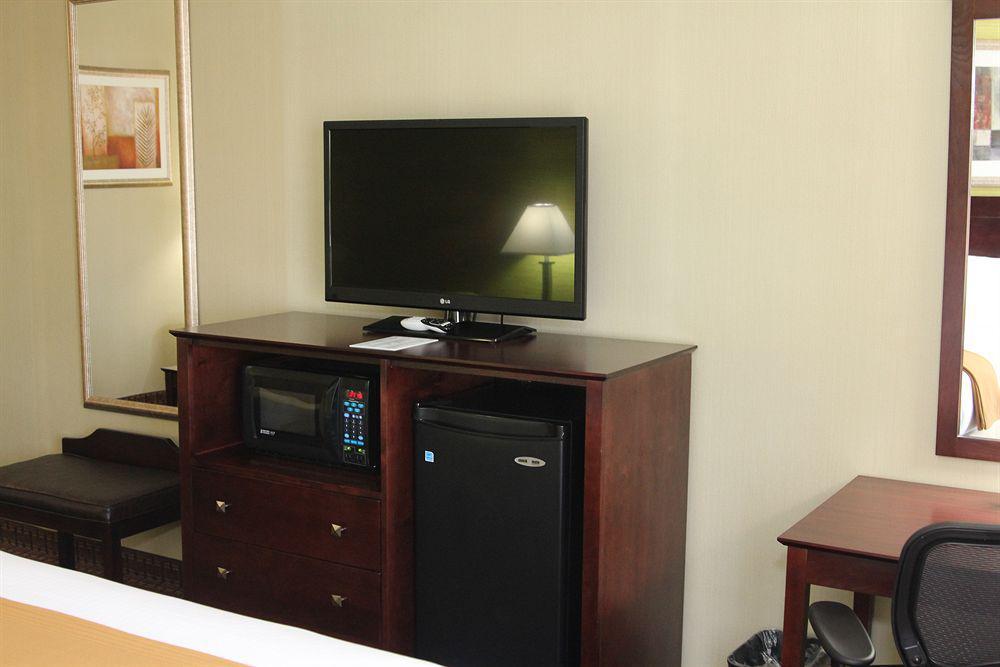 Holiday Inn Express Hotel & Suites Indianapolis W - Airport Area By Ihg Bagian luar foto